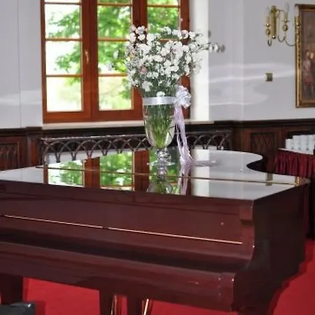 Zamek Aparthotel